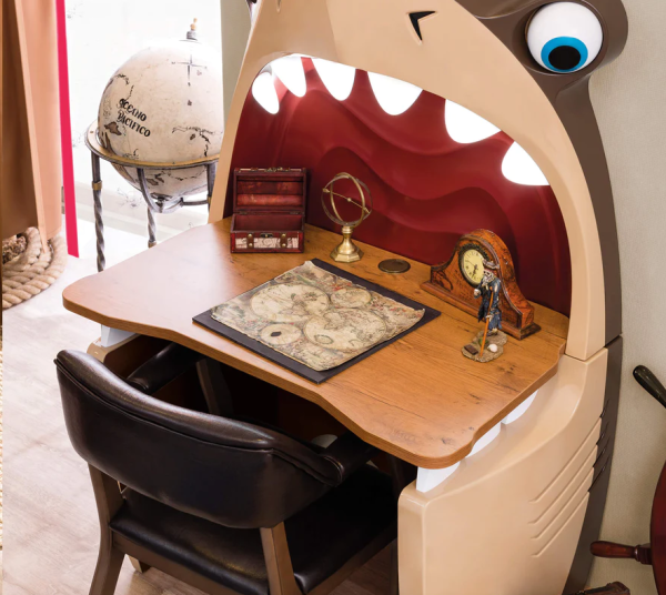 Письменный стол Shark Pirate Cilek